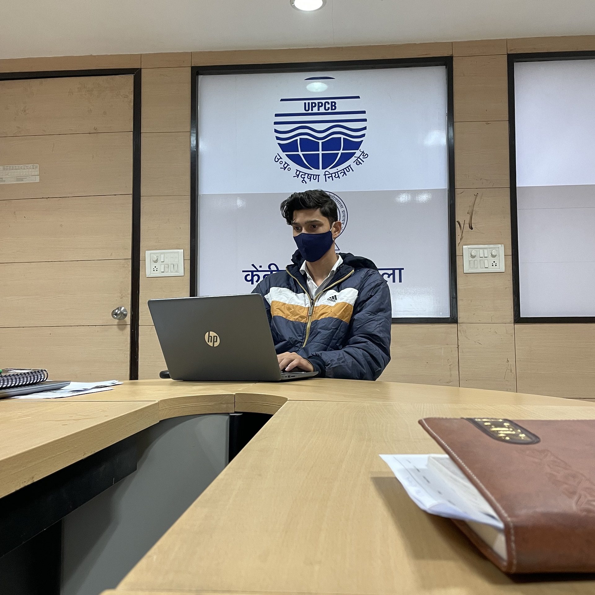 Director Yashashvi Singh during the training of Air pollution dust survey